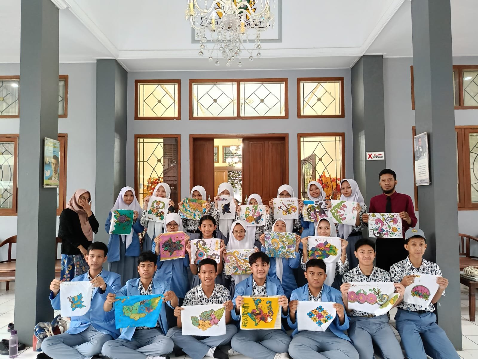 Galeri Ratna Batik 2